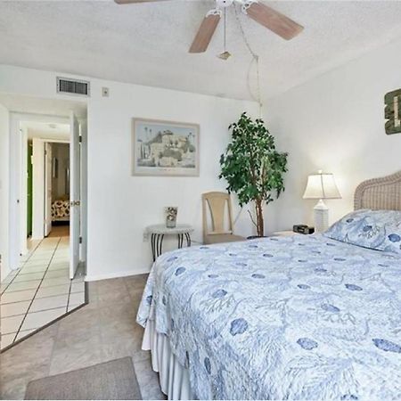 Siesta Key Escape Ground Floor Steps To Heated Pool And Free Trolley Apartment Ngoại thất bức ảnh