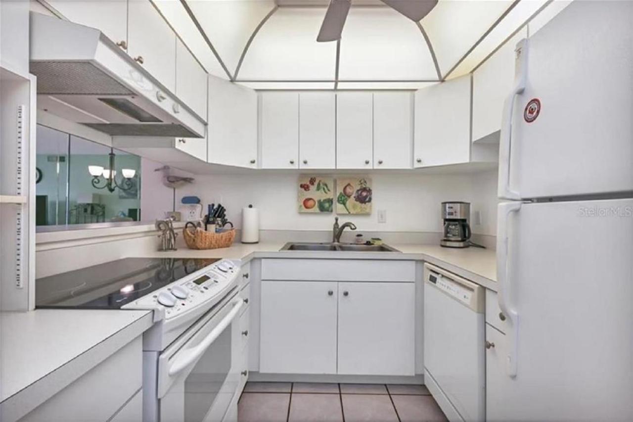 Siesta Key Escape Ground Floor Steps To Heated Pool And Free Trolley Apartment Ngoại thất bức ảnh