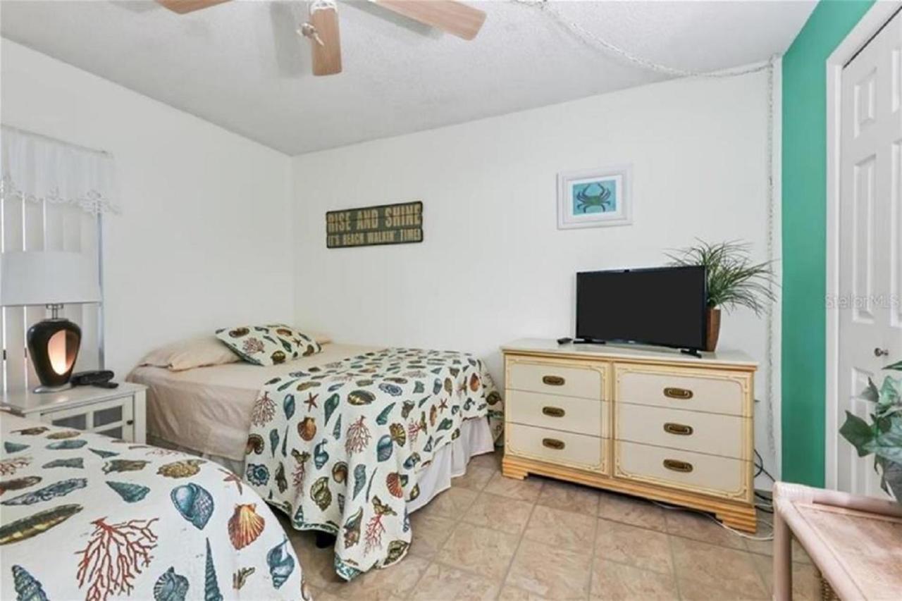 Siesta Key Escape Ground Floor Steps To Heated Pool And Free Trolley Apartment Ngoại thất bức ảnh