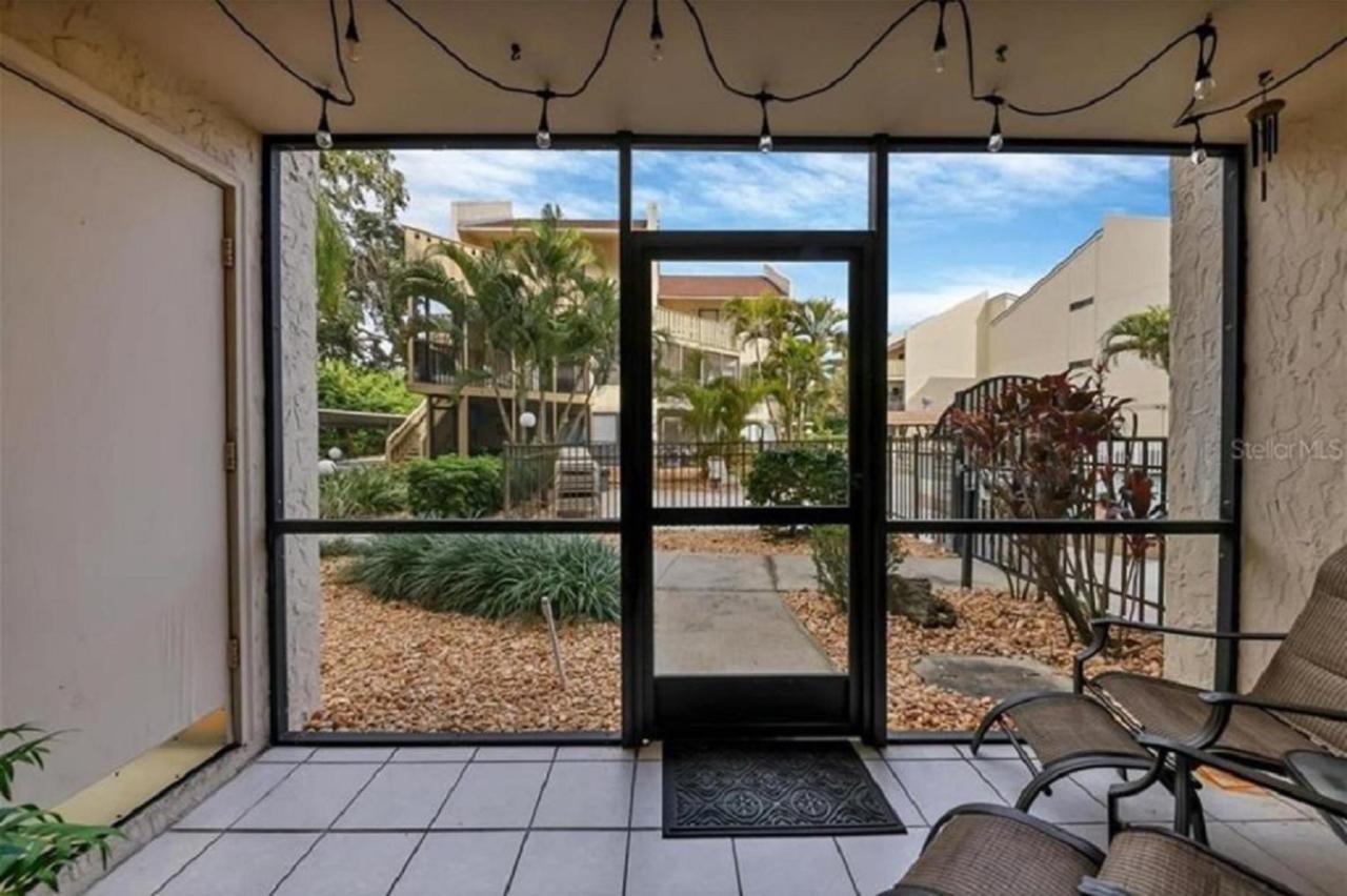 Siesta Key Escape Ground Floor Steps To Heated Pool And Free Trolley Apartment Ngoại thất bức ảnh