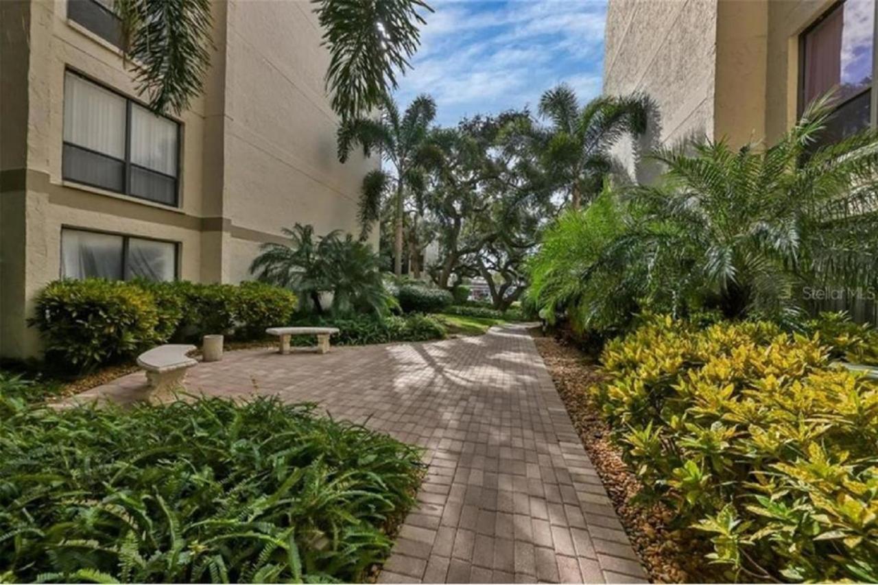 Siesta Key Escape Ground Floor Steps To Heated Pool And Free Trolley Apartment Ngoại thất bức ảnh