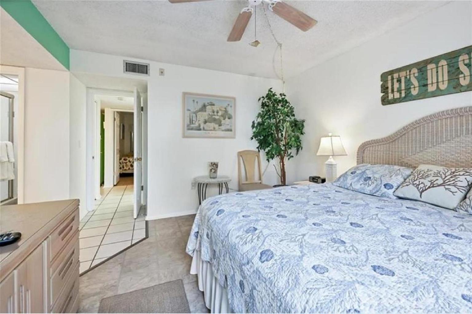 Siesta Key Escape Ground Floor Steps To Heated Pool And Free Trolley Apartment Ngoại thất bức ảnh