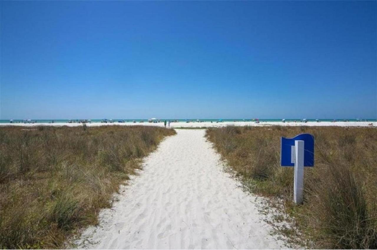 Siesta Key Escape Ground Floor Steps To Heated Pool And Free Trolley Apartment Ngoại thất bức ảnh