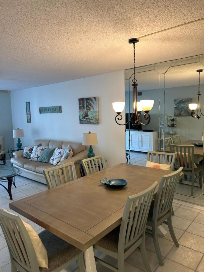 Siesta Key Escape Ground Floor Steps To Heated Pool And Free Trolley Apartment Ngoại thất bức ảnh