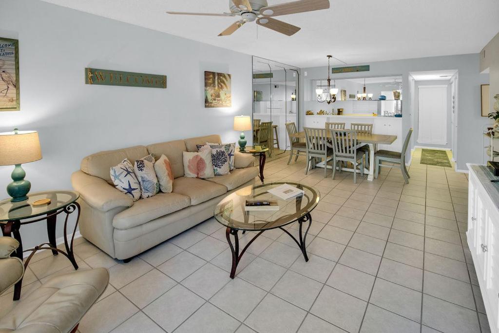 Siesta Key Escape Ground Floor Steps To Heated Pool And Free Trolley Apartment Ngoại thất bức ảnh